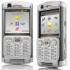 Sony Ericsson P990i+HBH-DS970 Premium Silver(TriBand,LCD240x320@256K,GPRS+BT+WiFi,MS Duo,видео,MP3,FM,MMS,150г)