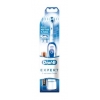 Зубная щетка электрическая Braun Oral-B ProExpert белый/синий (DB4)