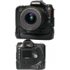 PENTAX *ISTD, 3 объектива, батарейный отсек+чехол (6ч) (6.1MPX,JPG/TIFF/RAW, 0MB CFI/II, 1.8", USB, TV, 4XAA)